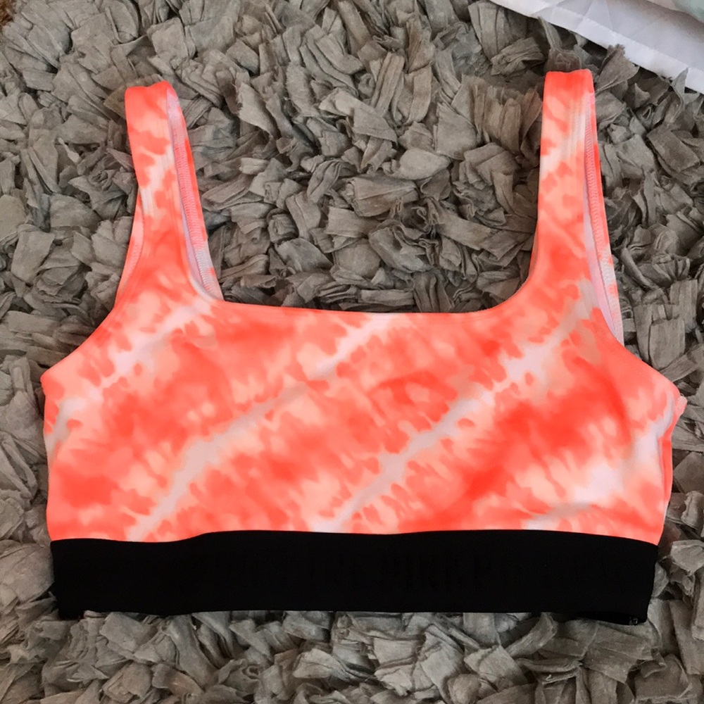 Victoria’s Secret Pink Ultimate Sports Bra